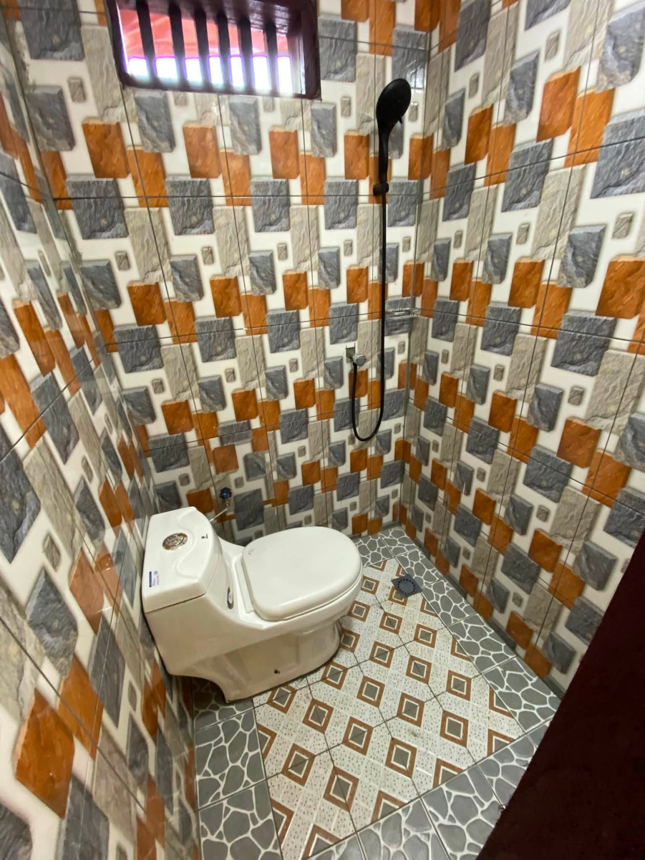 VIP À NKOLMESSENG  CHAMBRE À 35milles — photo 5