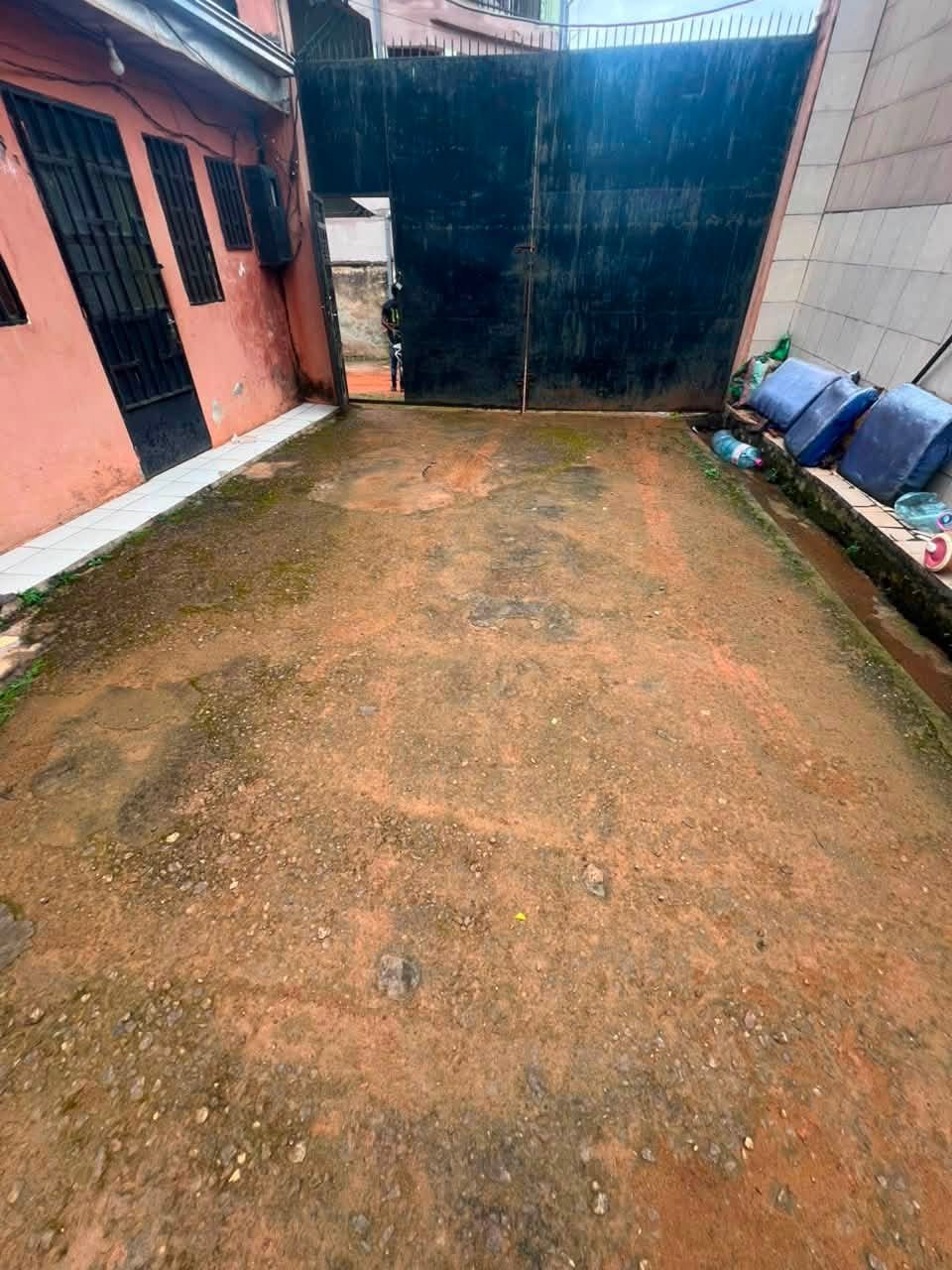 STUDIO À 65milles — photo 1