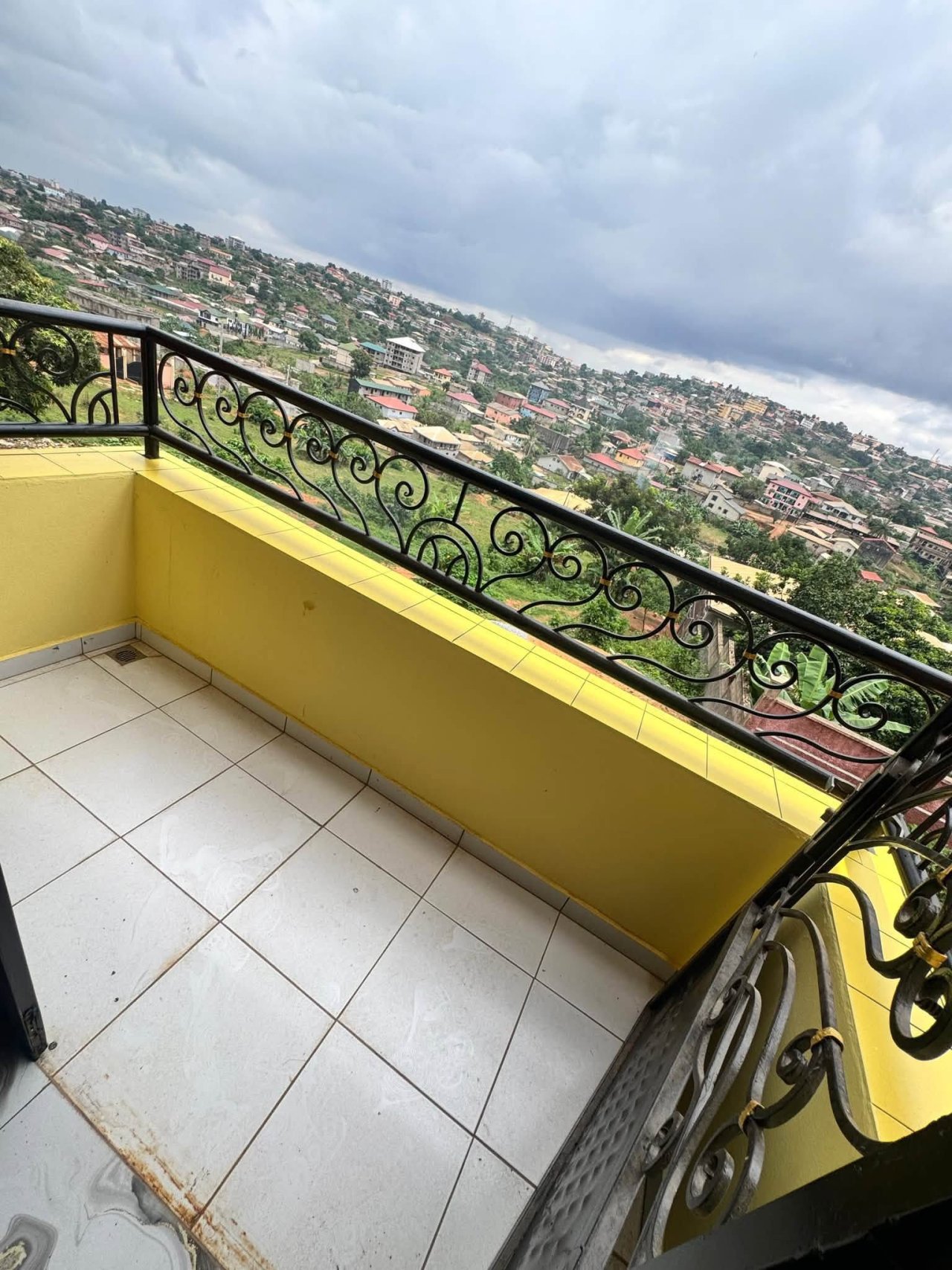 APPARTEMENT A LOUER: — photo 1