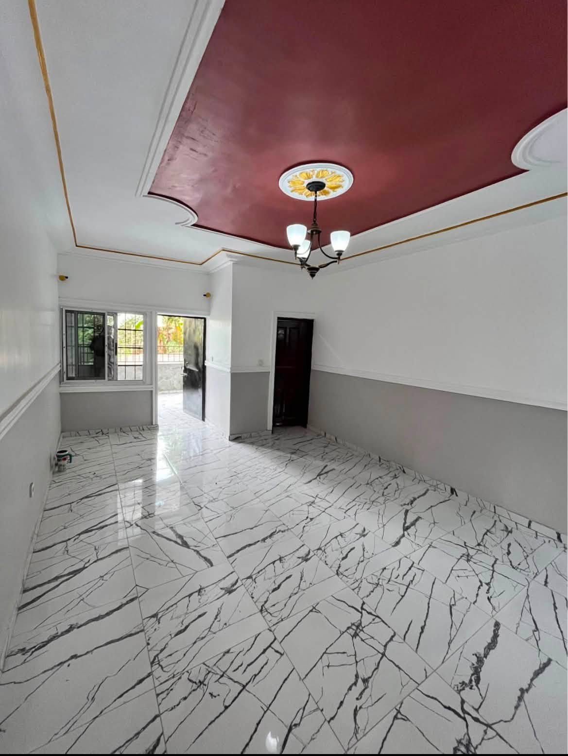 STUDIO MODERNE A ETOUG EBE — photo 1
