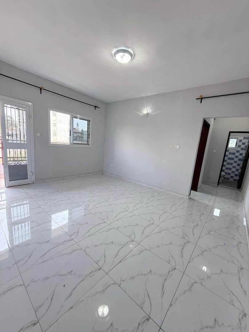 vaste studio moderne neuf a louer — photo 2
