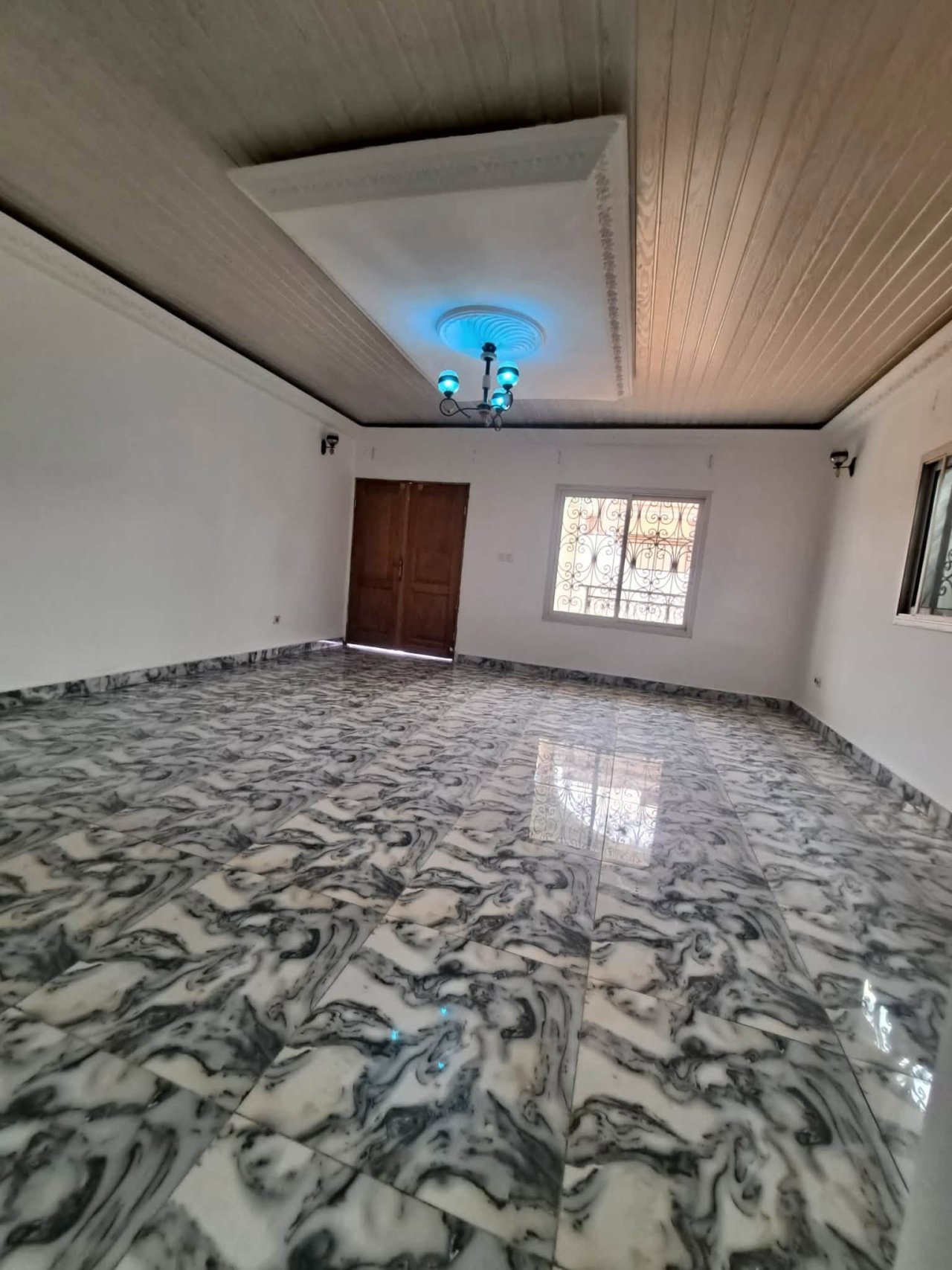 BELLE VILLA À LOUER — photo 3