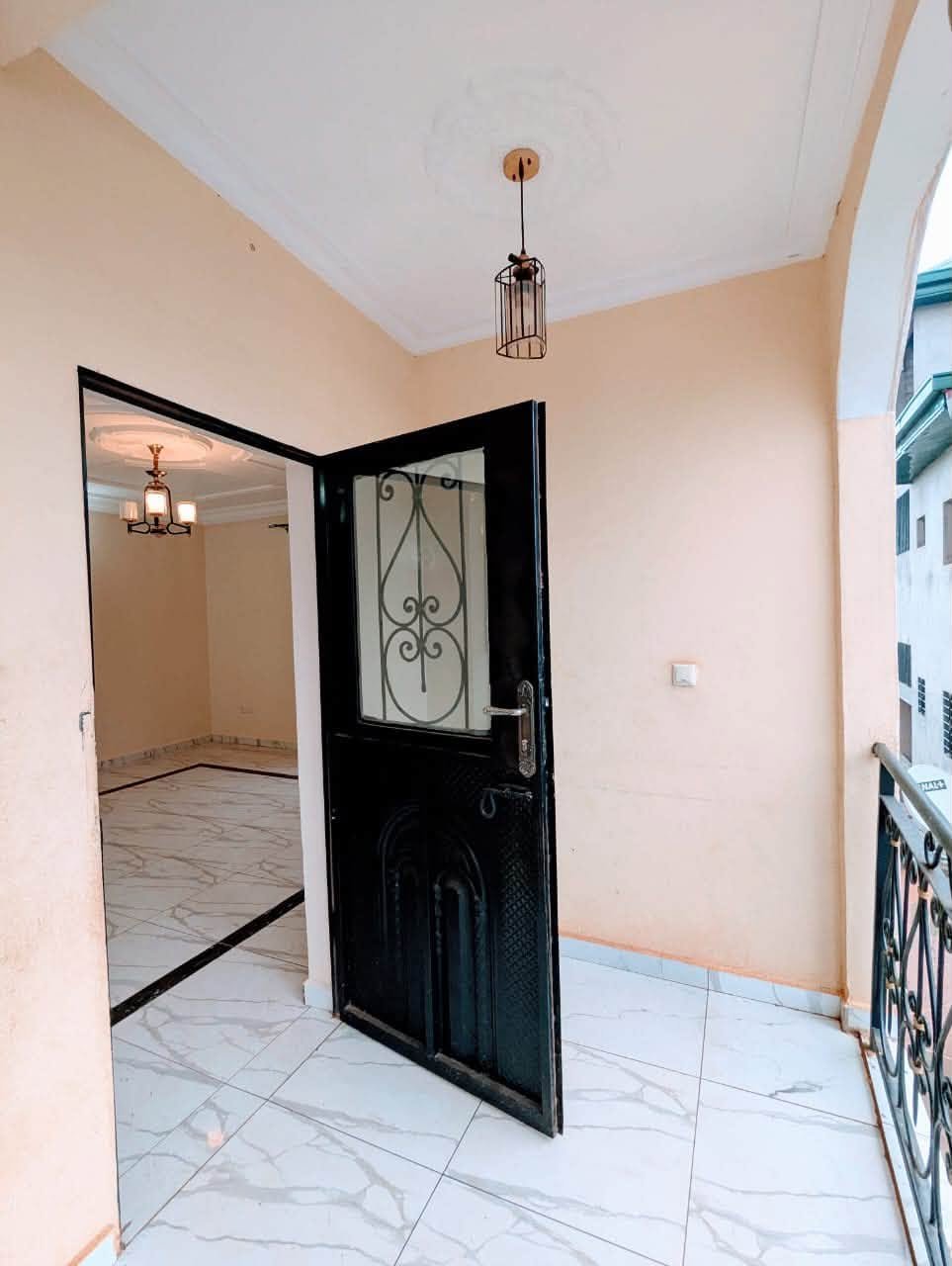 APPARTEMENT À 90milles 6mois — photo 1
