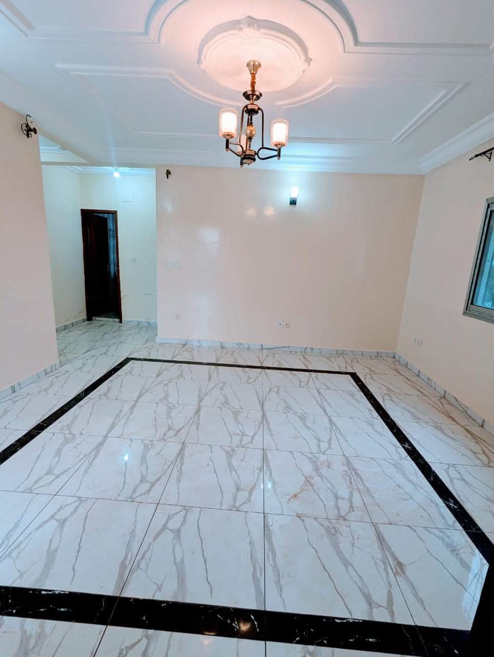 APPARTEMENT À 90milles 6mois — photo 3