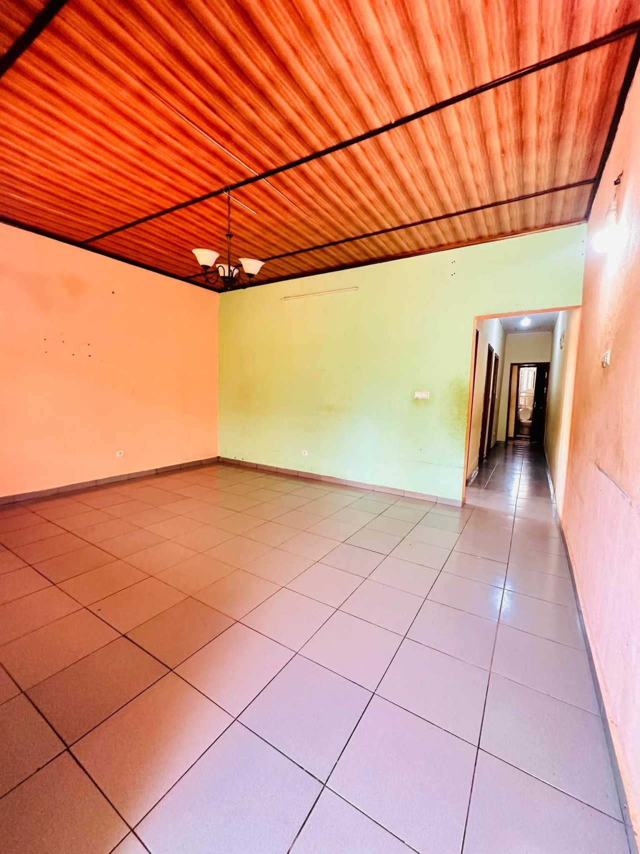 Appartement moderne à Efoulan — photo 2