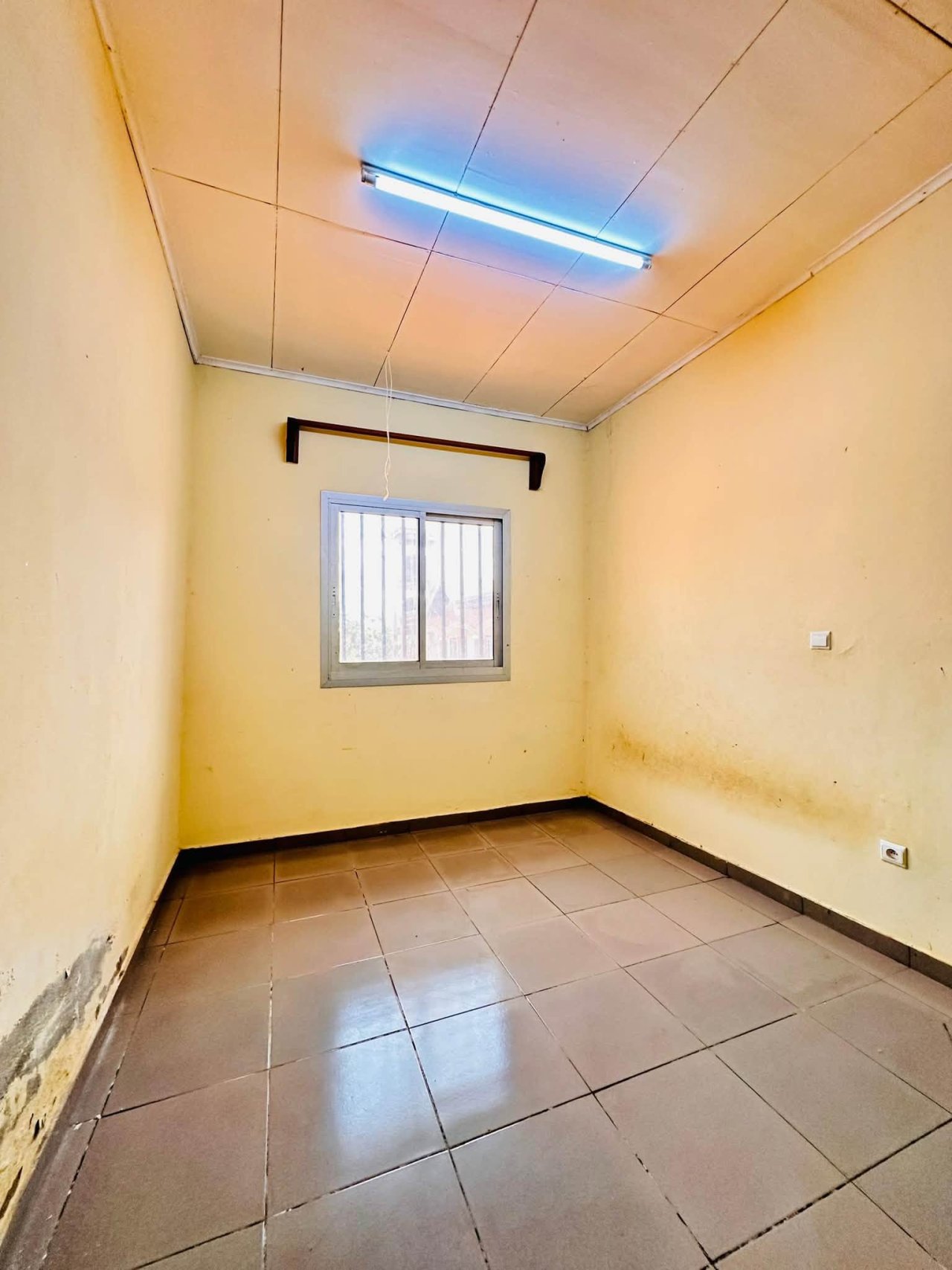 Appartement moderne à Efoulan — photo 8