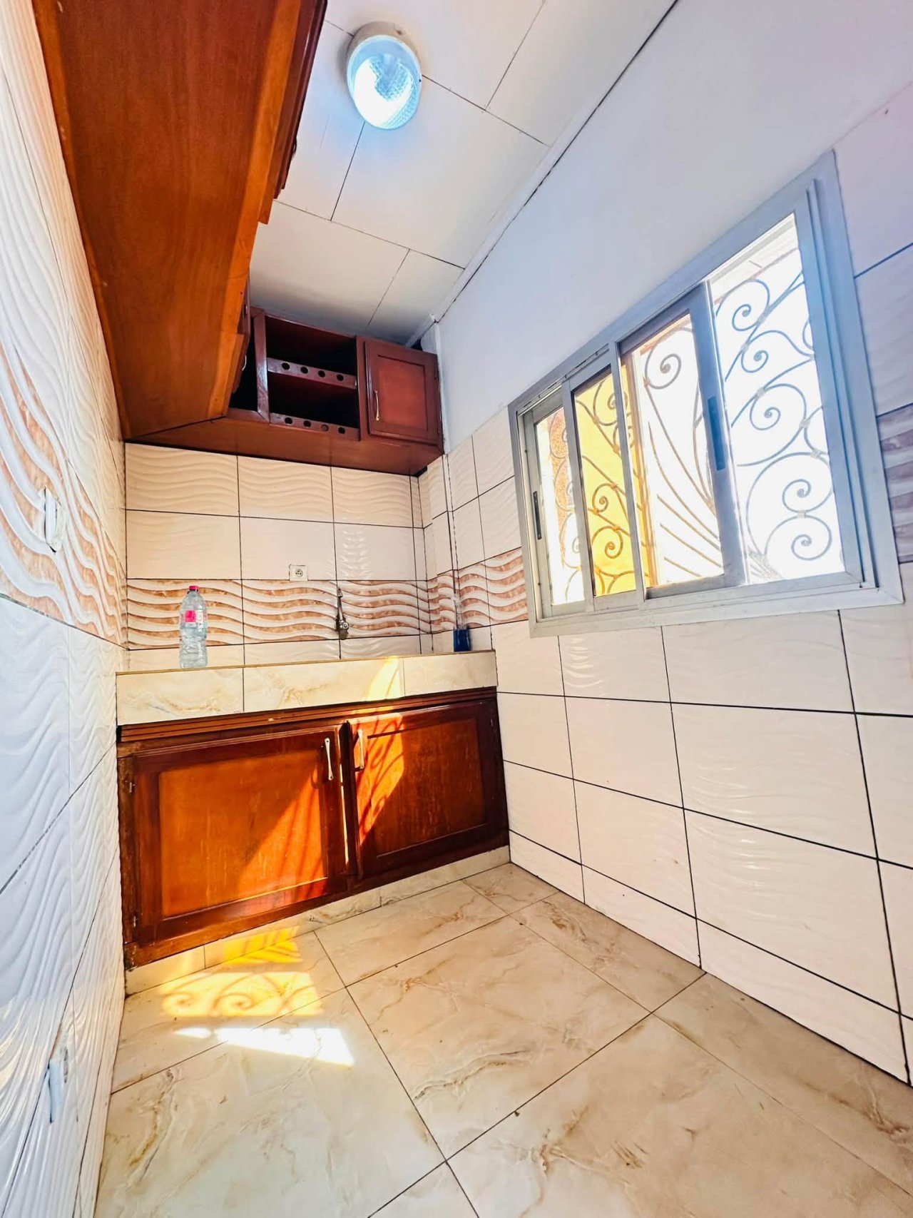 Studio moderne à Obobogo — photo 5
