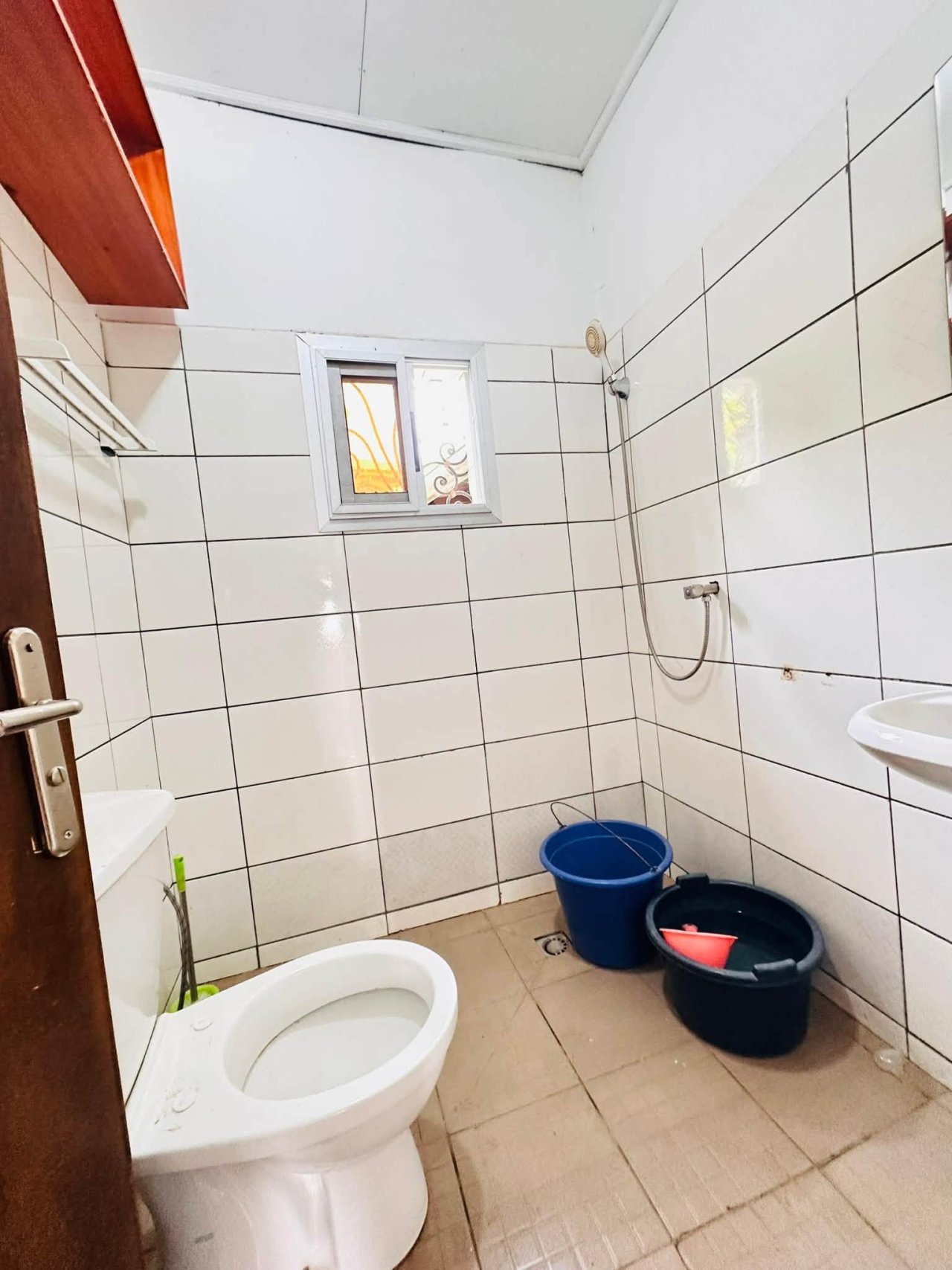 Studio moderne à Obobogo — photo 10