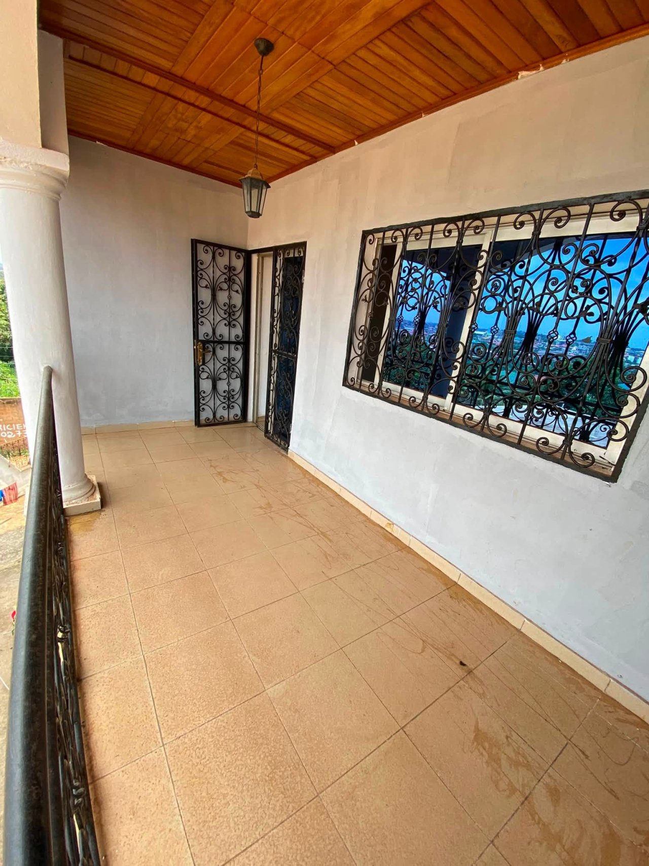 APPARTEMENT À 120milles — photo 1