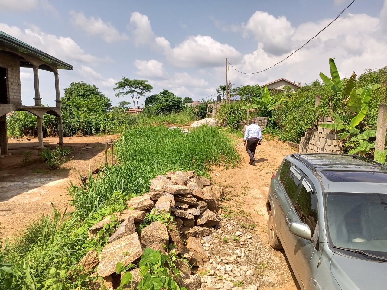 TERRAIN TITRÉ EN VENTE À NYOM — photo 1