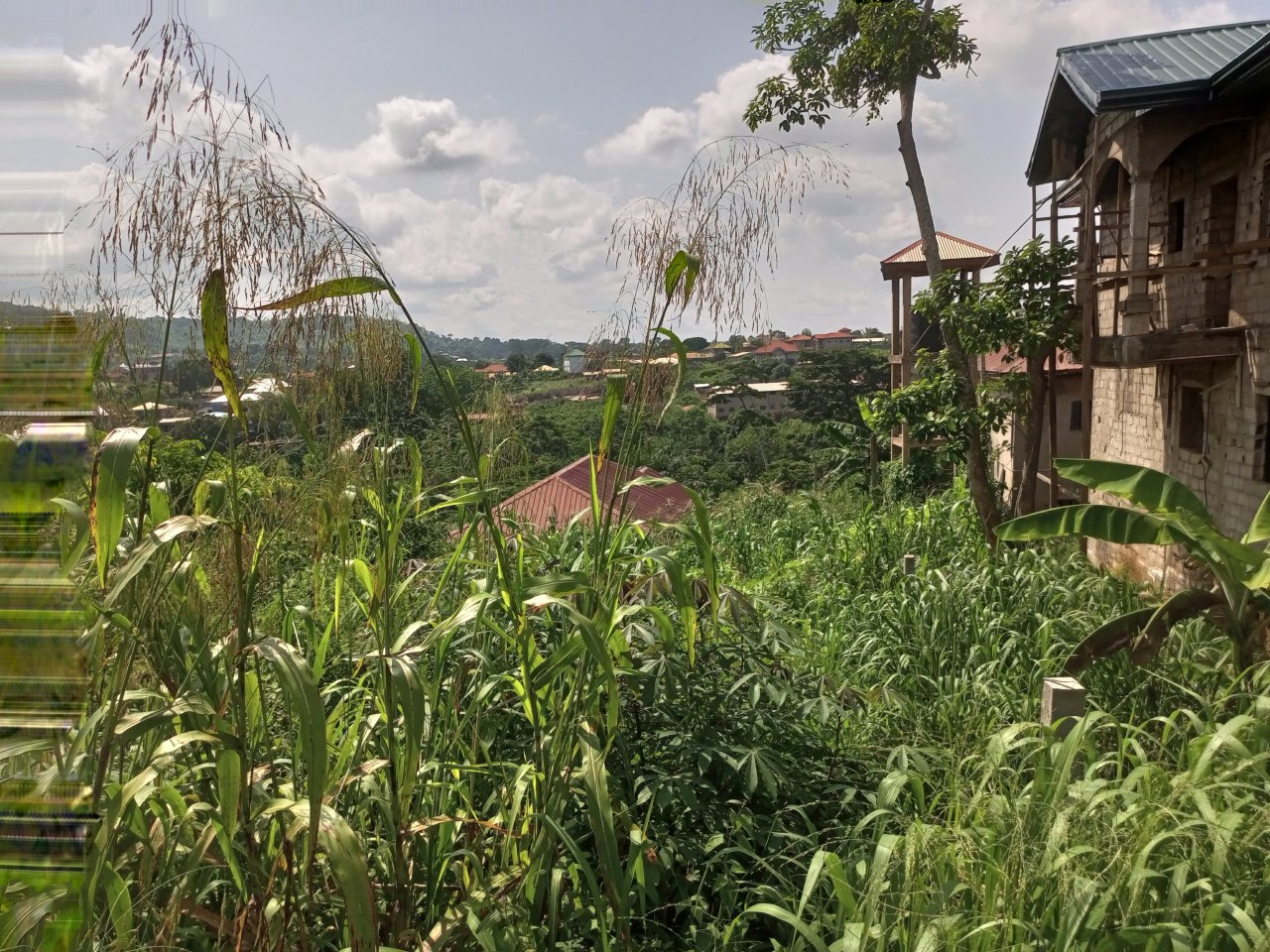 TERRAIN TITRÉ EN VENTE À NYOM — photo 2