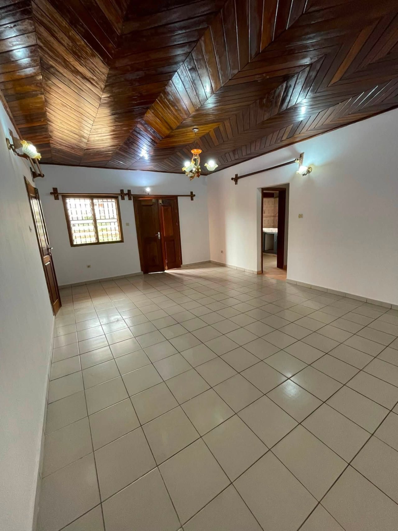 Appartement moderne à Biyemassi — photo 2