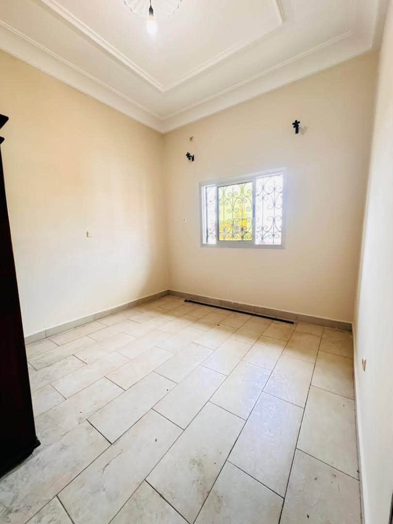 Appartement moderne à Efoulan — photo 5
