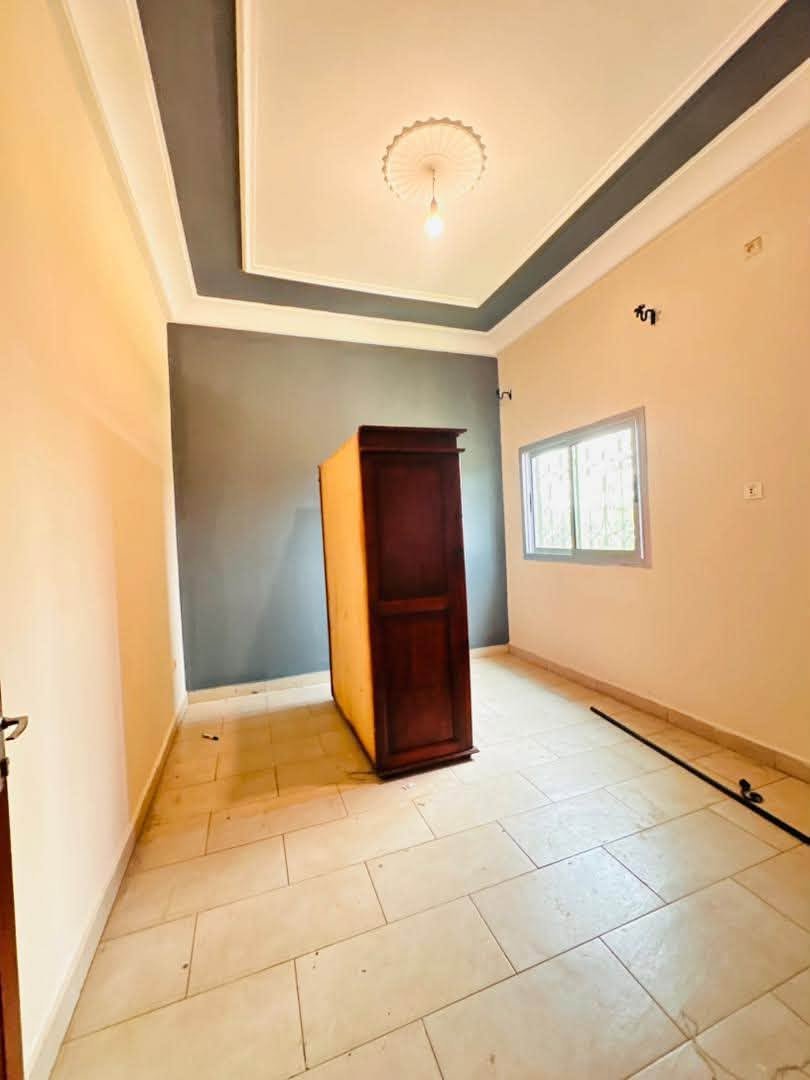 Appartement moderne à Efoulan — photo 8