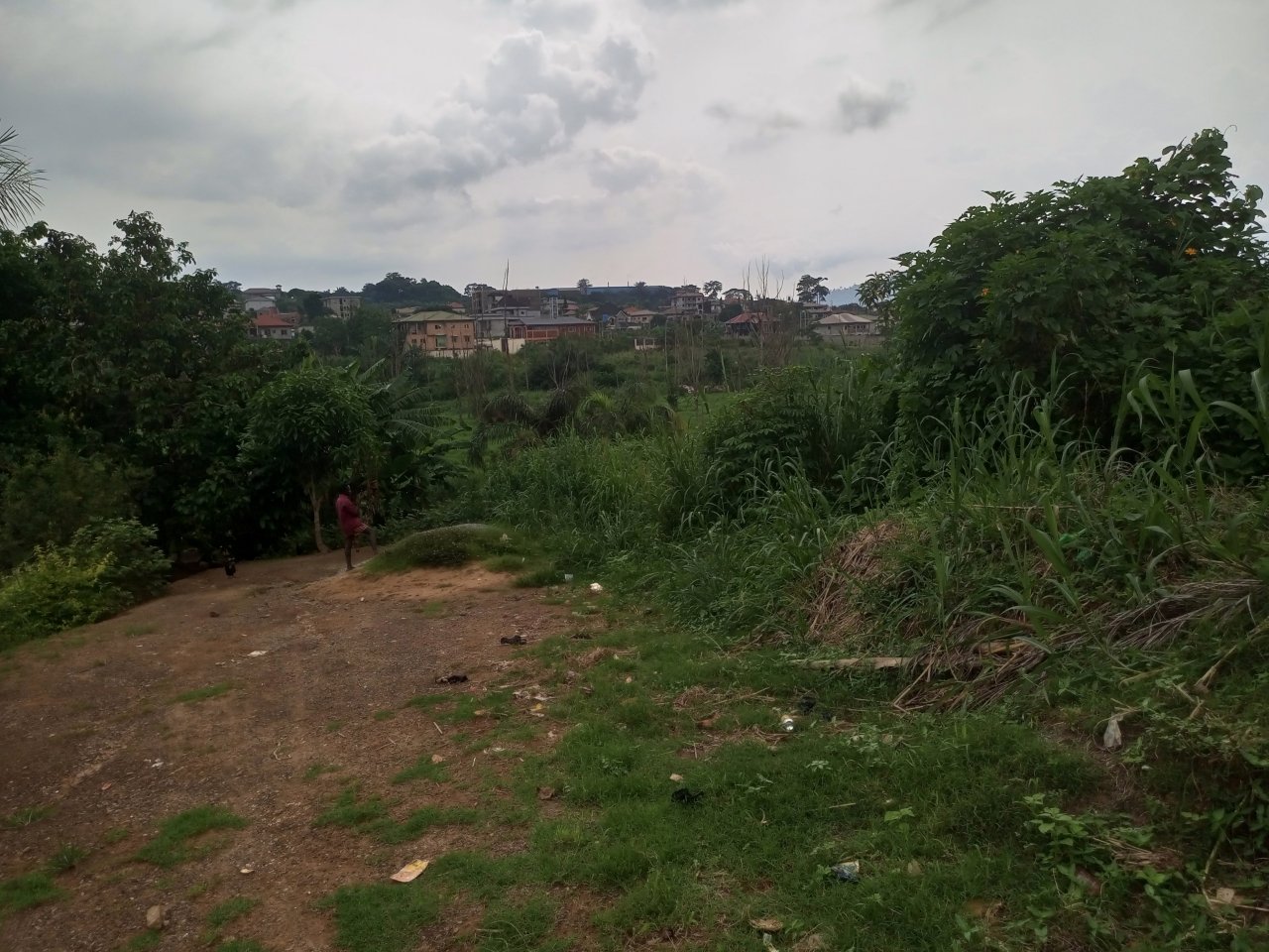 TERRAIN TITRE EN VENTE À ECOPARK ! (Barrière Ahala) — photo 2
