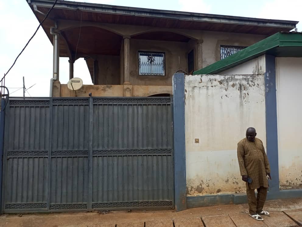 DUPLEX À VENDRE À YAOUNDÉ MESSAMENDONGO — photo 1