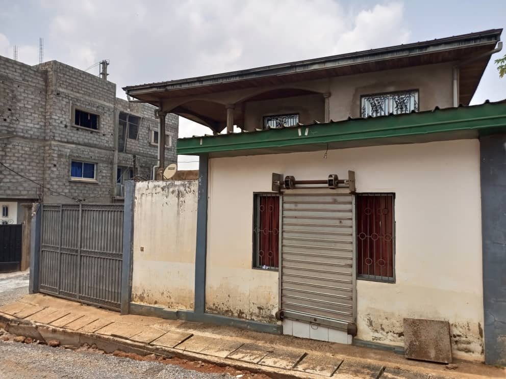 DUPLEX À VENDRE À YAOUNDÉ MESSAMENDONGO — photo 3