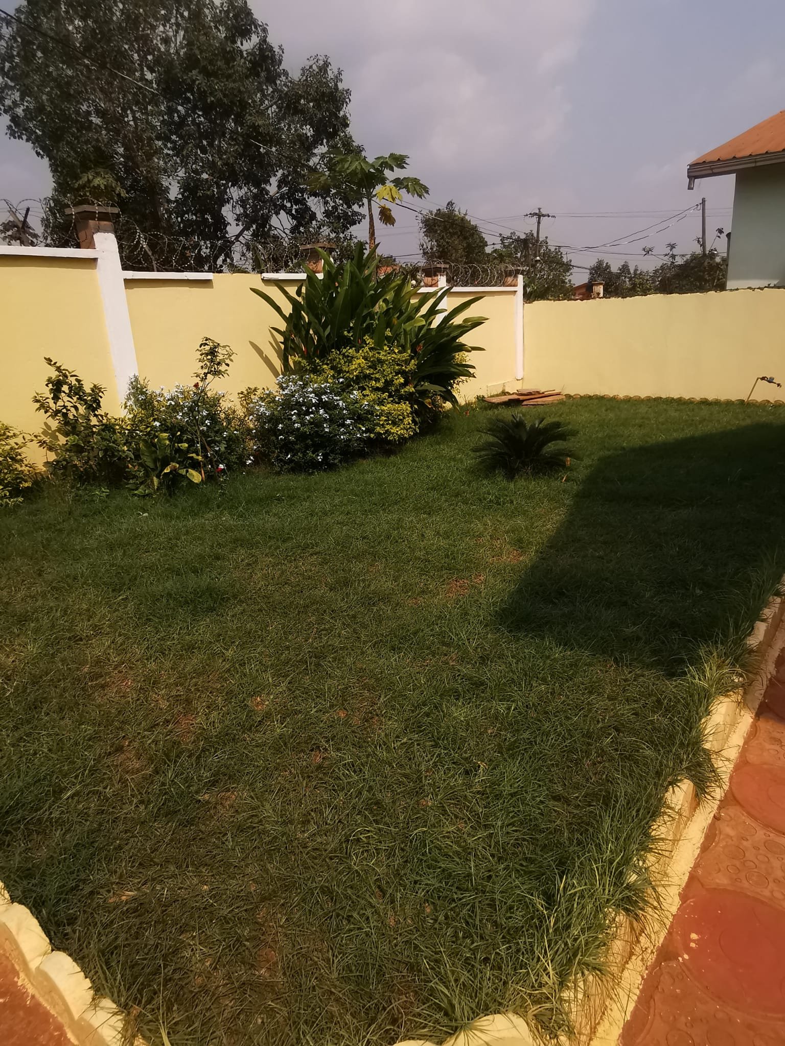 ESPACE DE RÉCEPTION & APPARTEMENT MEUBLÉ À LOUER — photo 7