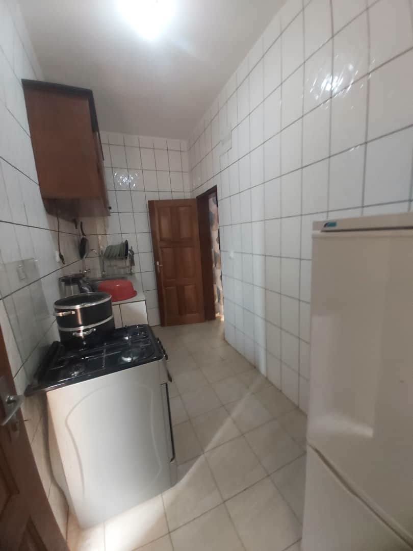 Appartement moderne à Biyemassi - Image 5